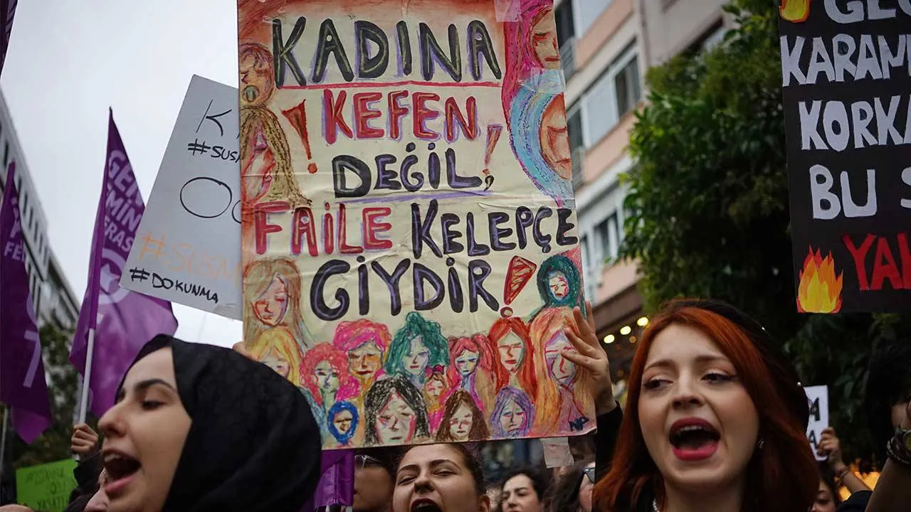 Kadın cinayeti davaları: