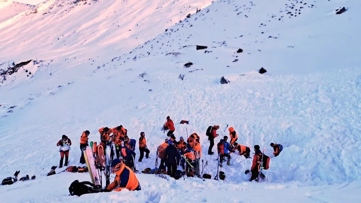 Alpler’de çığ felaketi