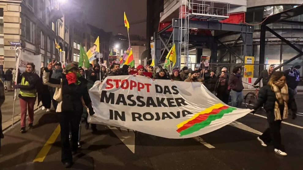 “IŞID’i durdur, Rojava’yı koru”