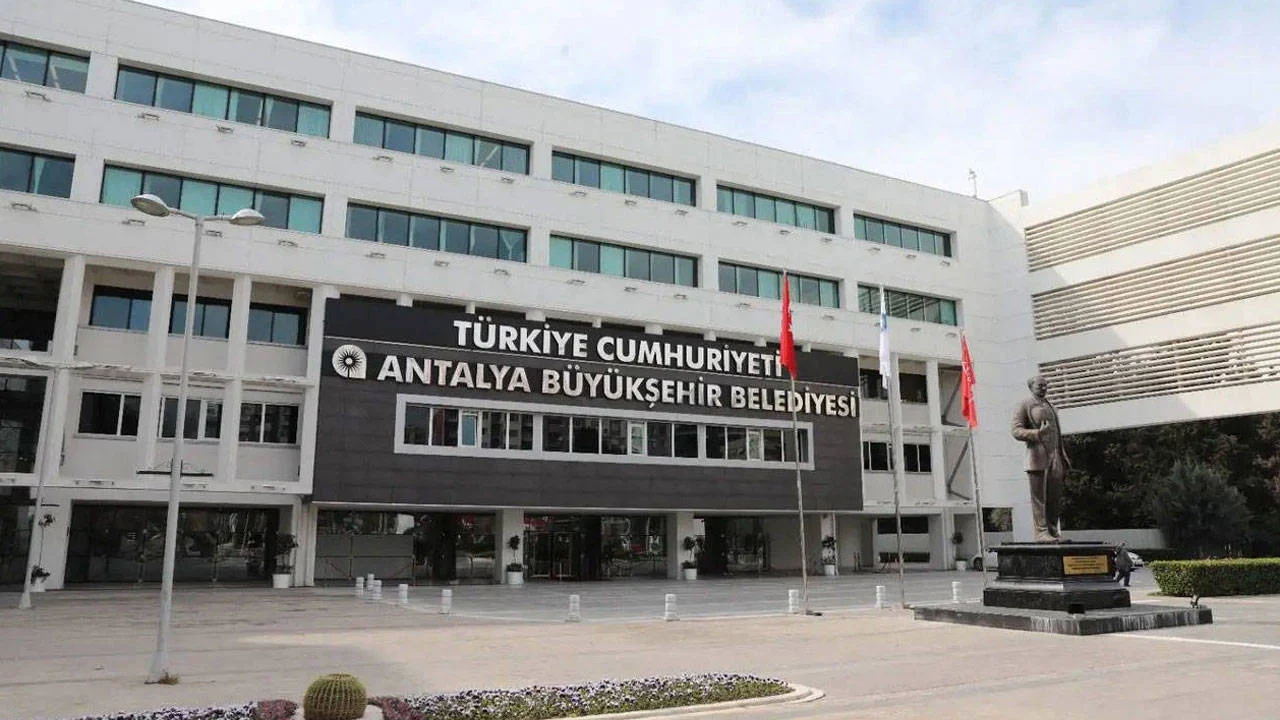 Antalya Büyükşehir Belediyesi’ne yeni operasyon