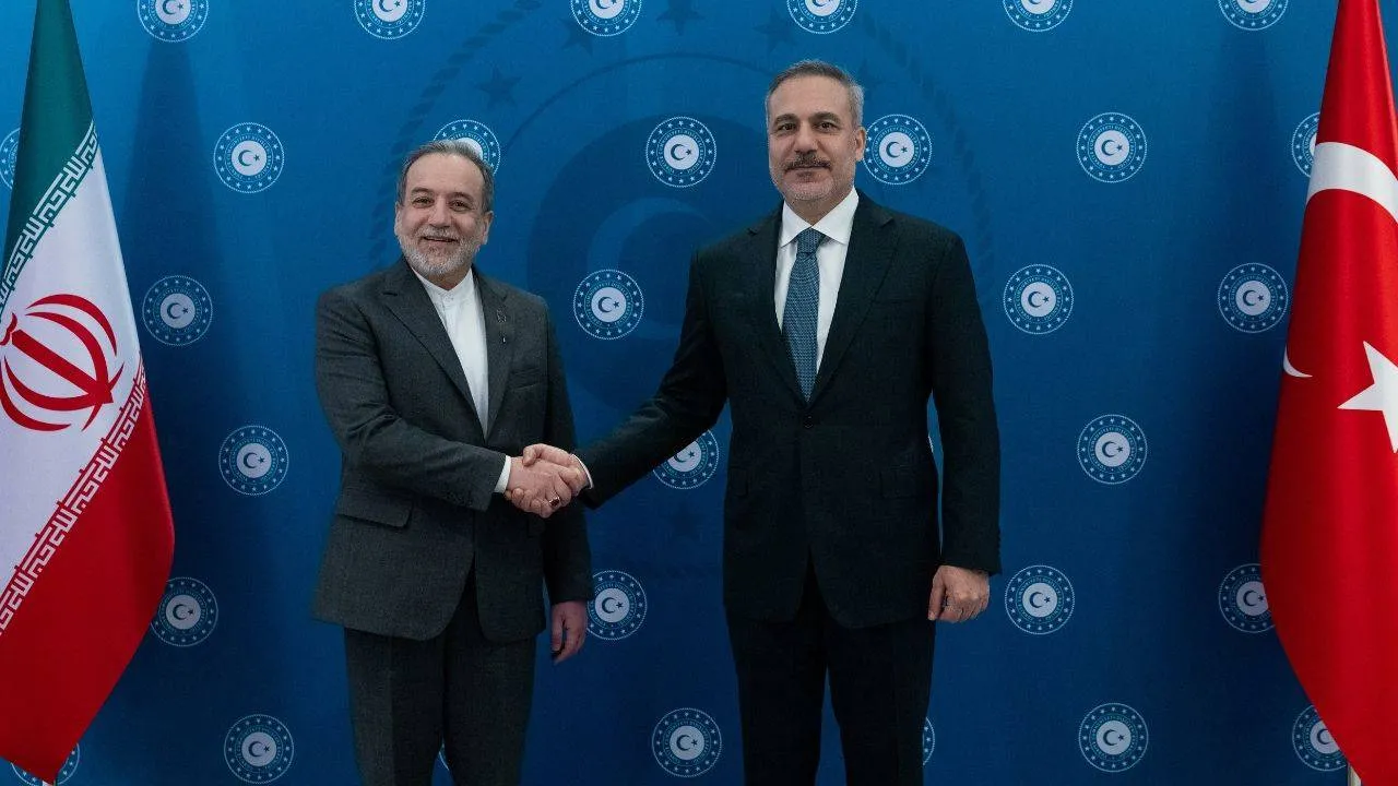 Erdoğan, Pezeşkiyan’la telefonda görüştü