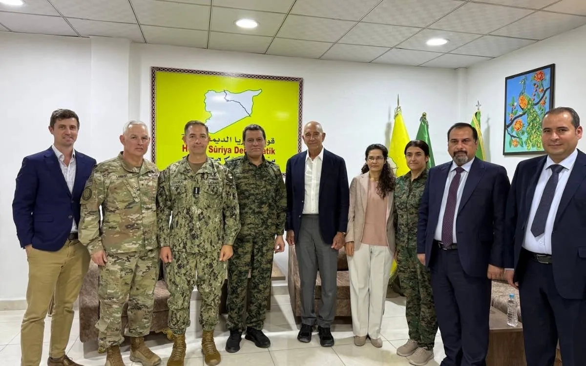 Mazlum Abdi ve İlham Ahmed, Barrack ile görüştü