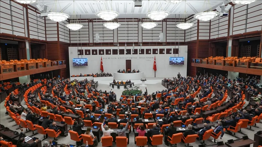 En düşük emekli aylığının 20 bin liraya çıkarılması