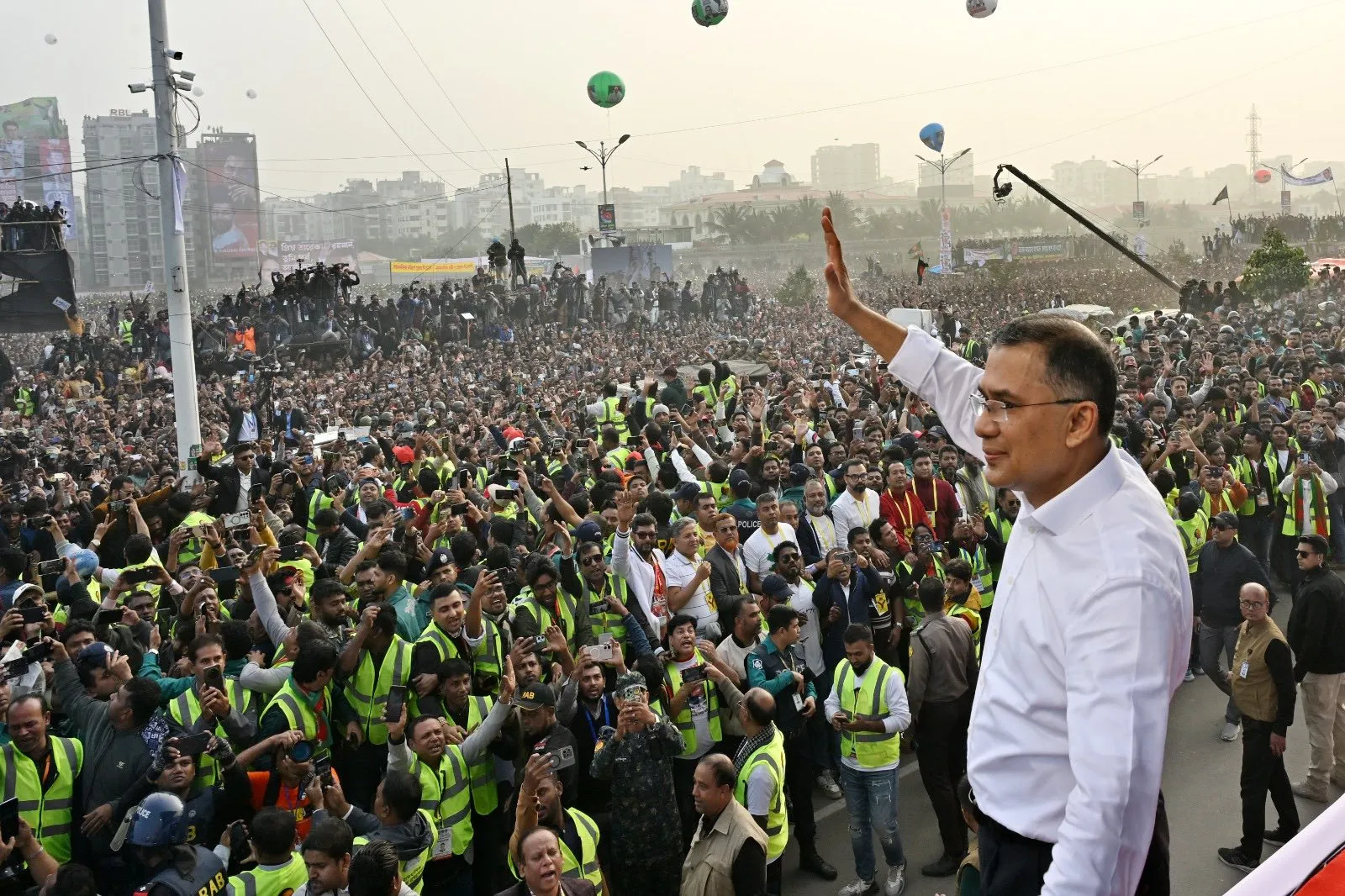 Bangladeş’te seçim