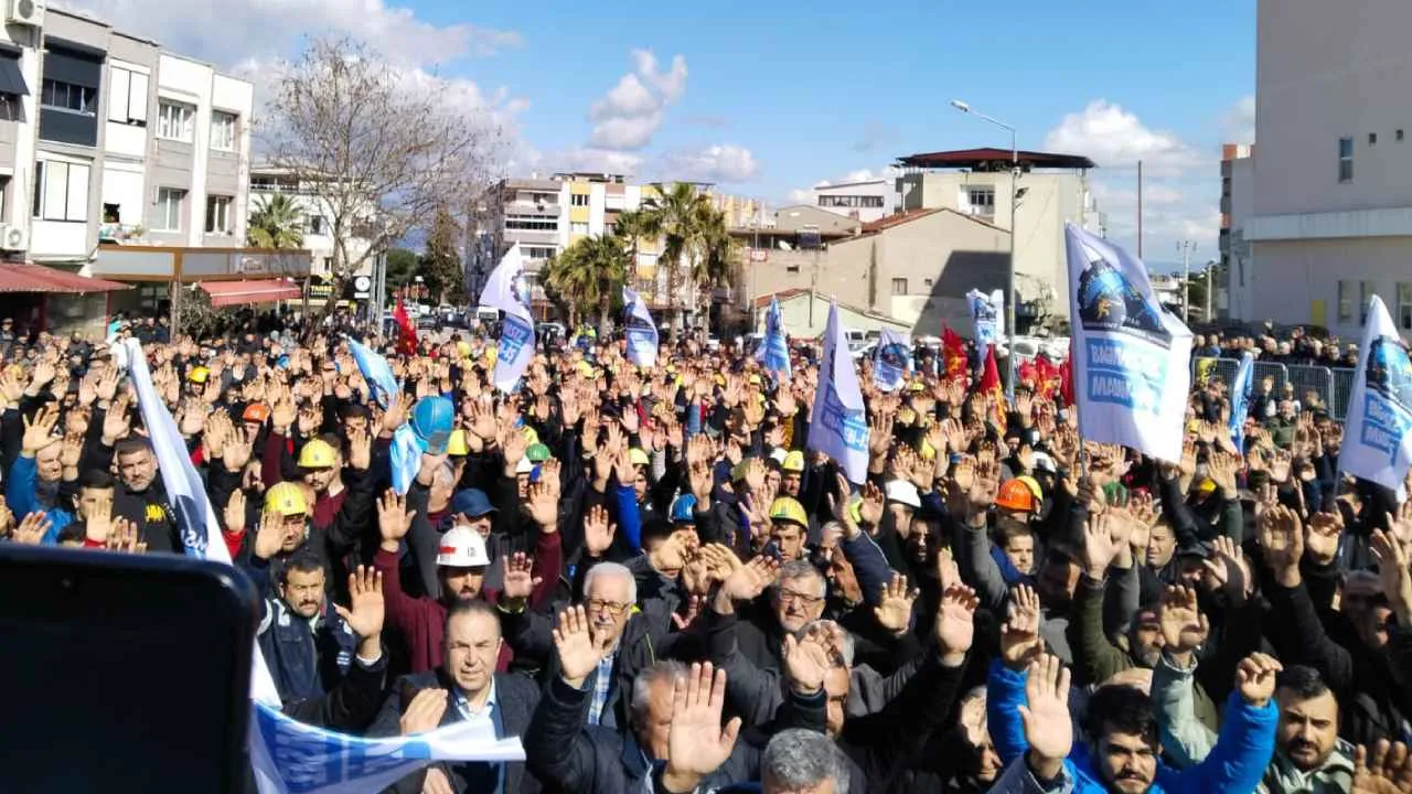 Polyak Eynez Maden işçileri Kınık’a yürüdü l