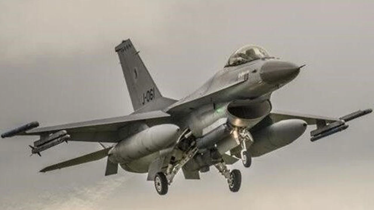 Balıkesir’de F-16 savaş uçağı düştü I
