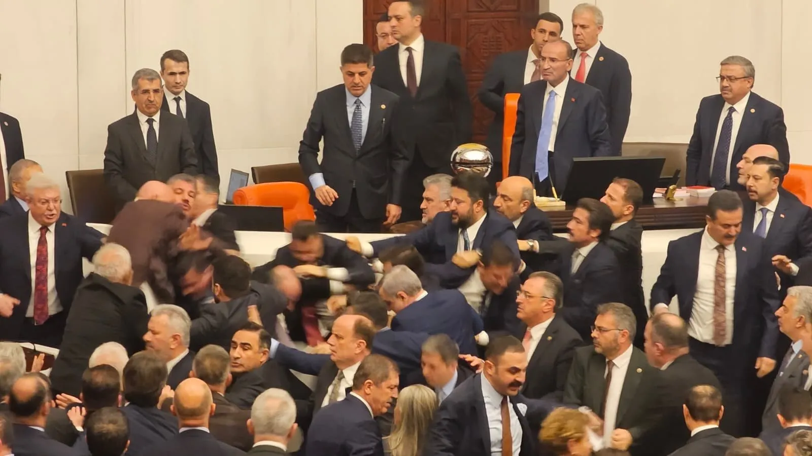 Yeni Bakanlar: ‘Sicil’leri, açıklamaları, kararları