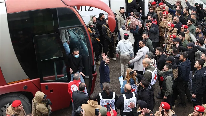 Süveyda’da kuşatma sürüyor