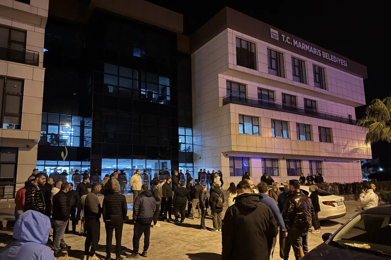 Rüşvet ve irtikap suçlaması