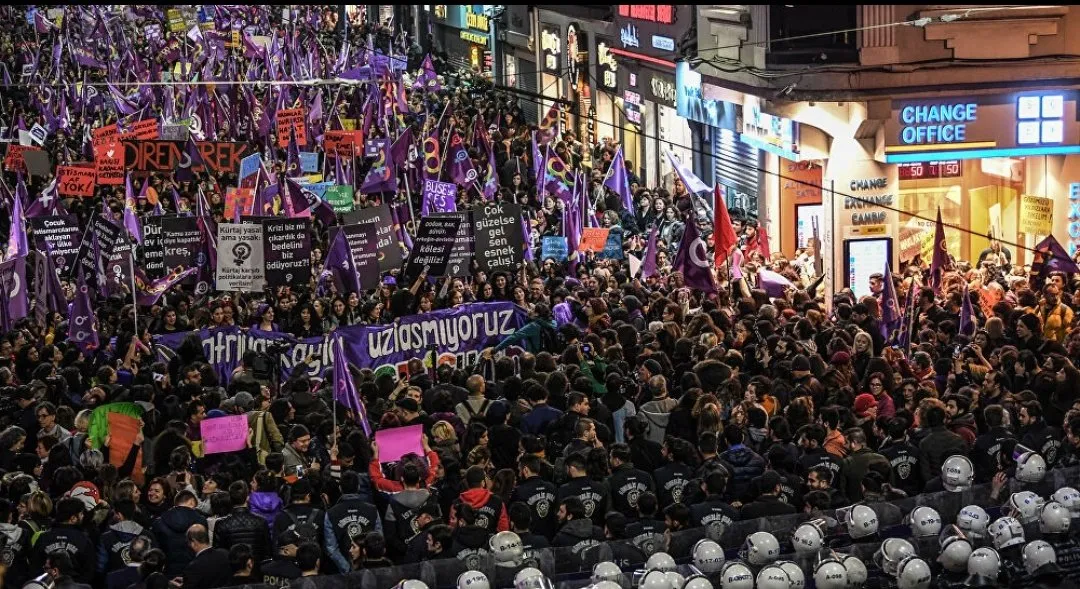 İstanbul’da 8 Mart yasağı l