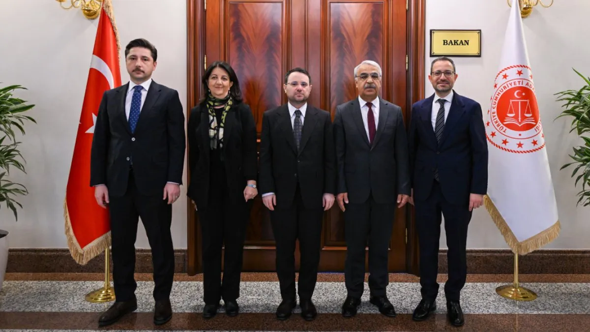 İmralı Heyeti, İçişleri ve Adalet Bakanı ile görüştü