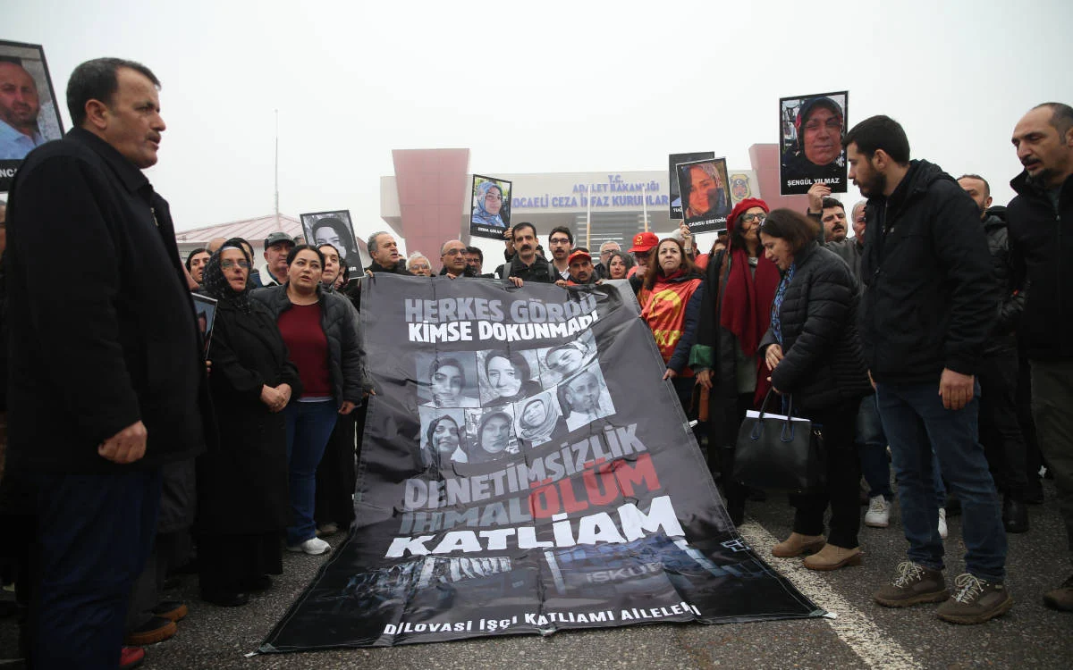 3’ü çocuk 7 kişi yaşamını yitirmişti — Dilovası yangını: 8 kamu görevlisi gözaltına alındı görseli