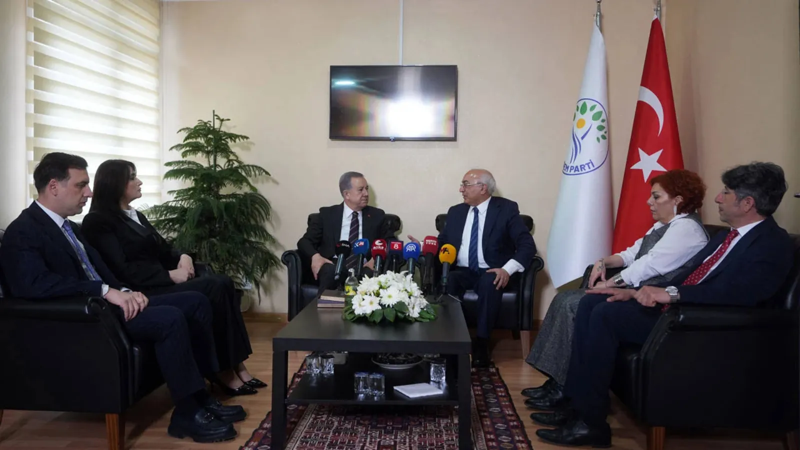 Gündemde süreç ve yasal adımlar vardı