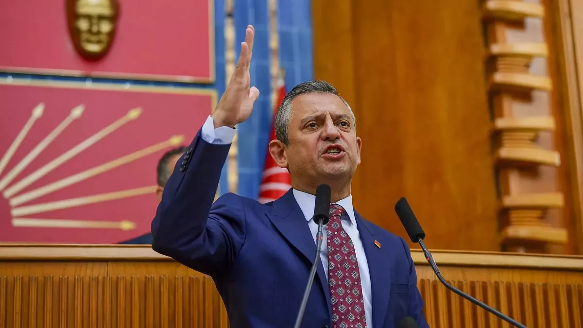 Özel’den direnişteki madencilere destek: