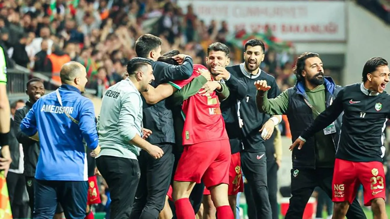 Zirve yarışında fark 2’ye indi
