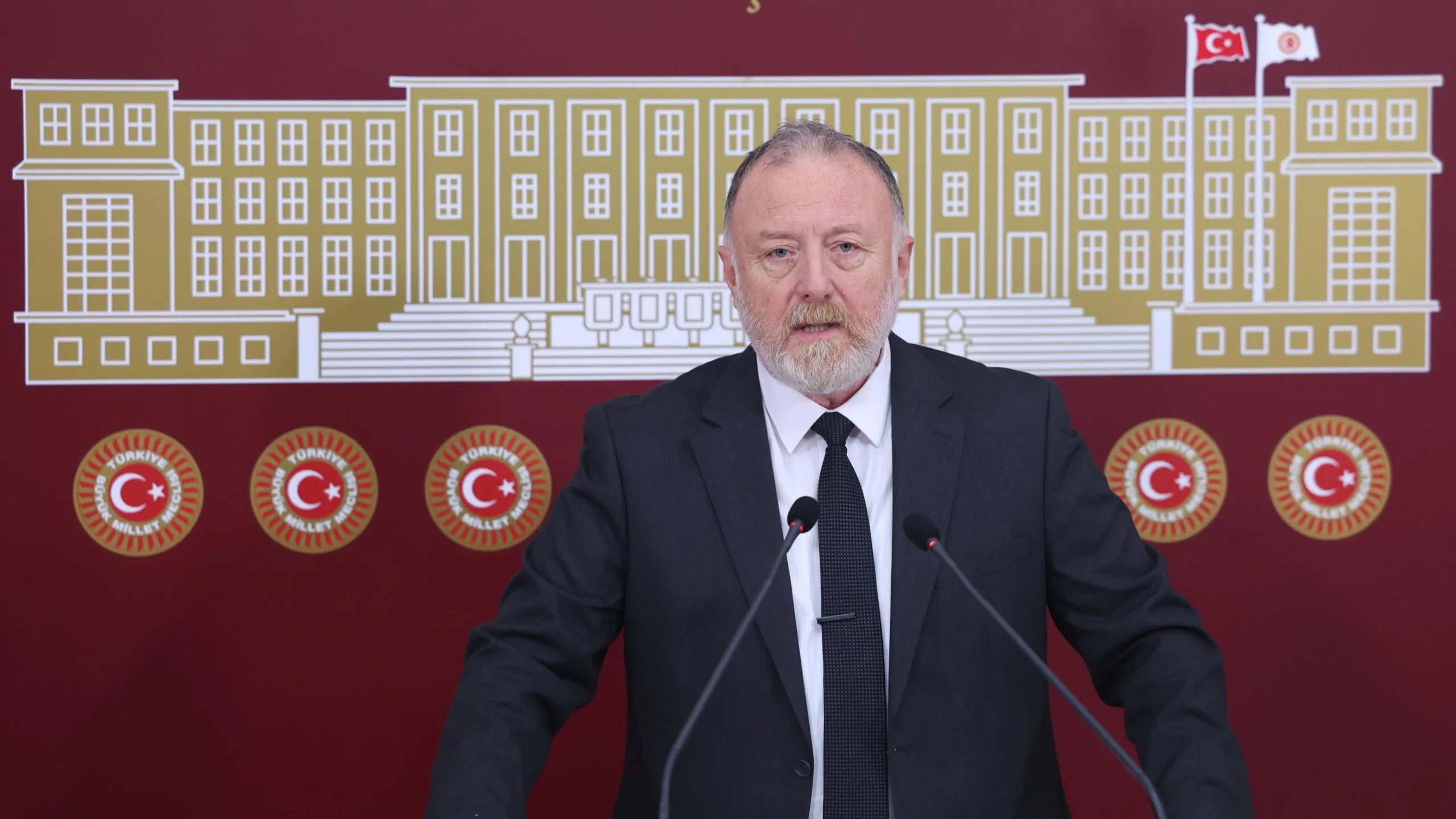 “Ortada ne teklif var ne tasarı”