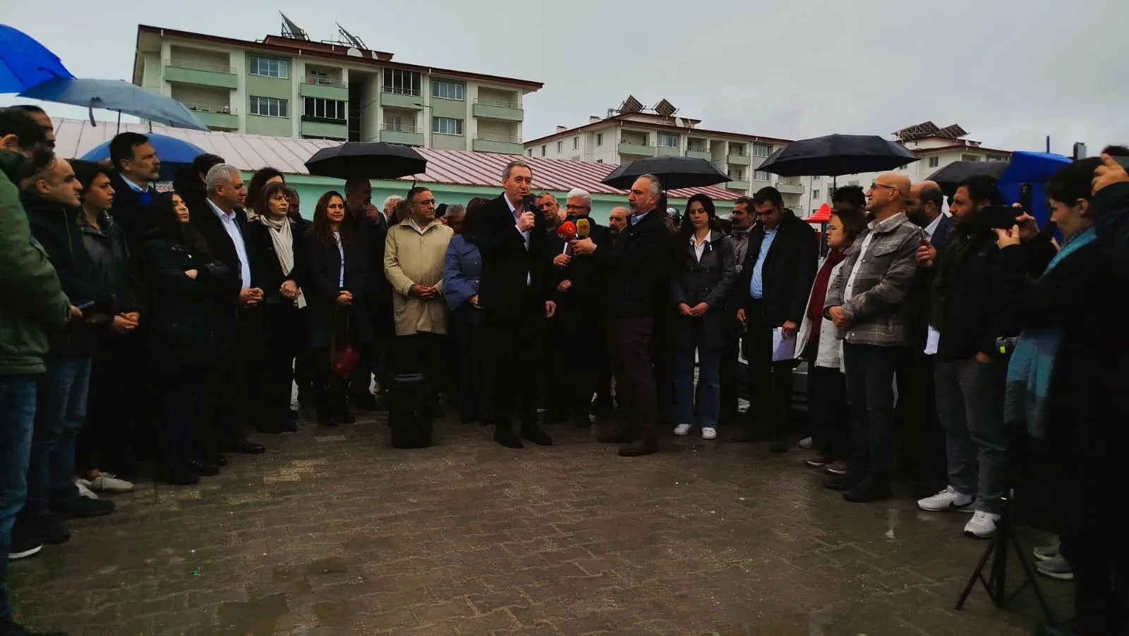 Bakırhan: Merdivenin ilk basamağı AİHM ve AYM kararlarıdır