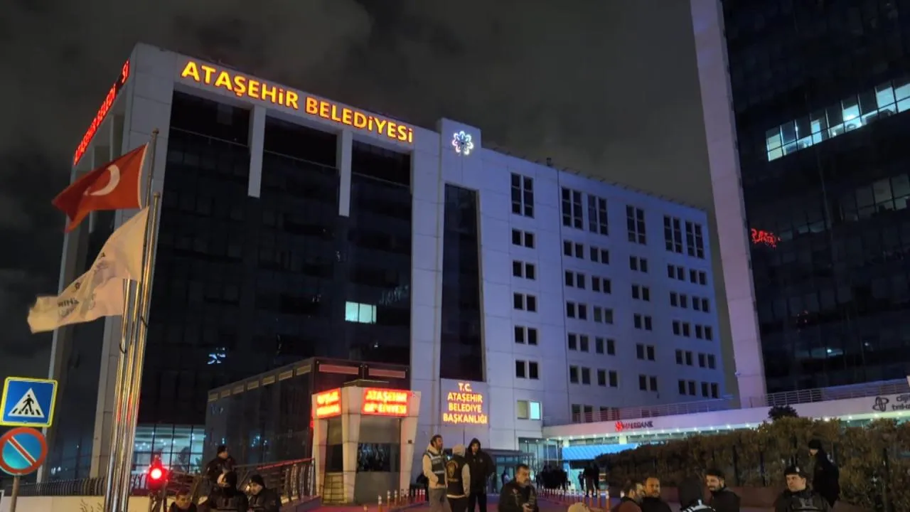 Ataşehir Belediyesi’ne operasyon