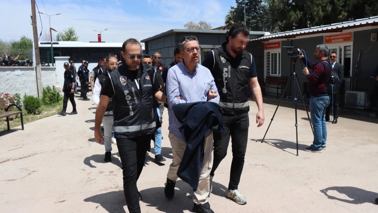 AKP’li belediye başkanı ve kayyum tutuklanmıştı