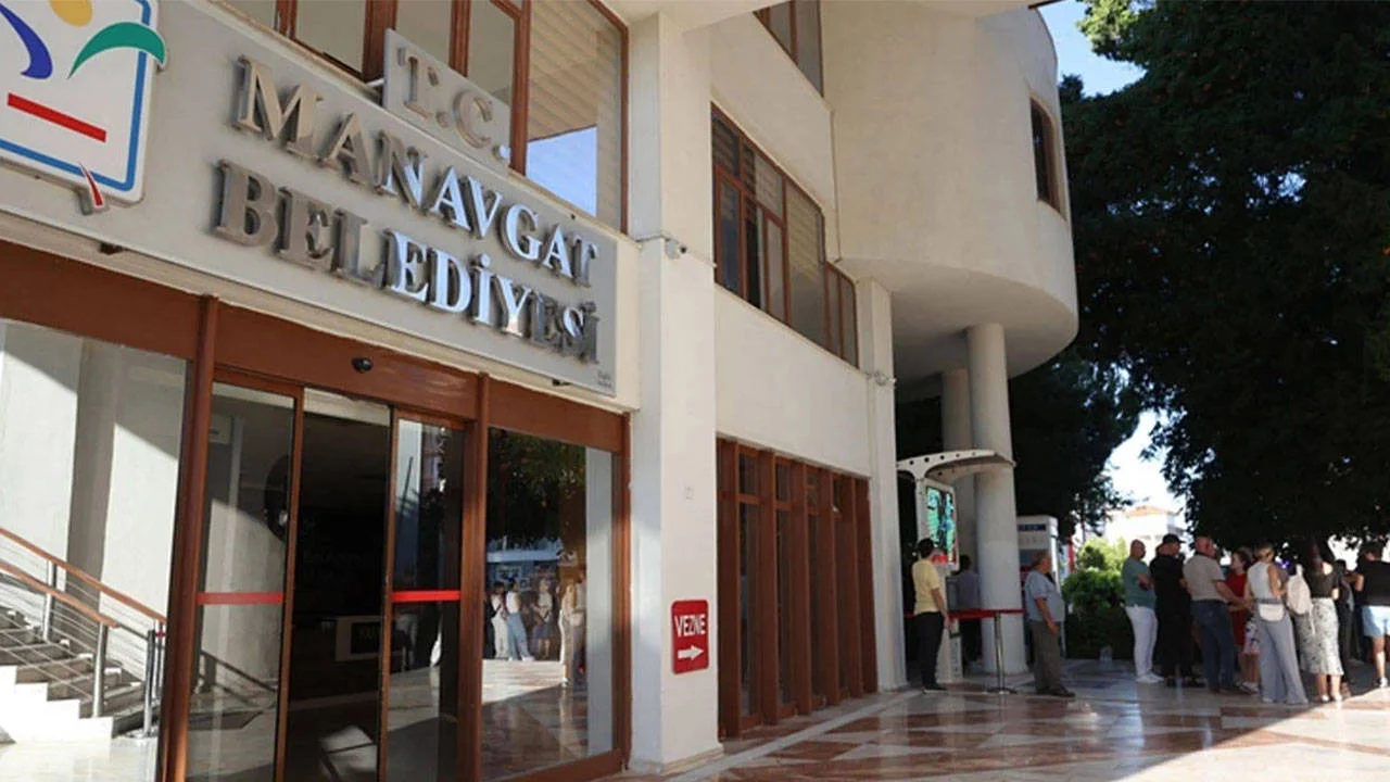 21 kişi daha gözaltına aldı