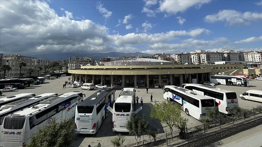 Akaryakıt krizi ulaşıma yansıyor