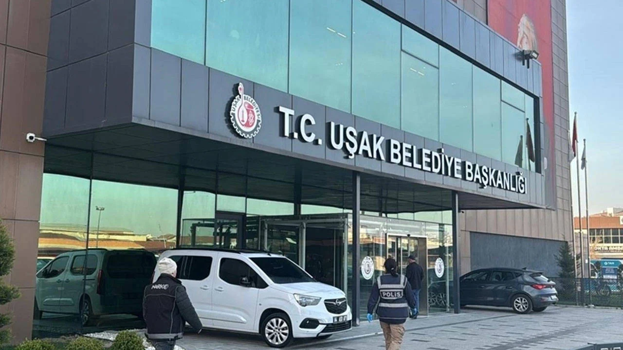 25 kişi gözaltına alındı