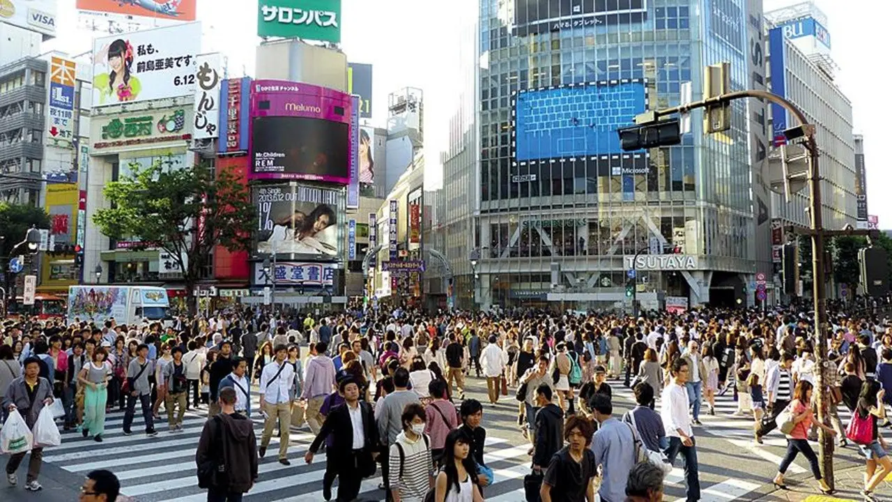 Japonya yaşlanıyor ve küçülüyor