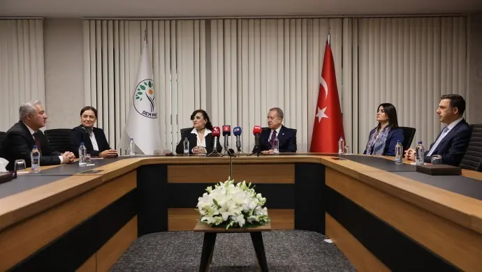 DEM Parti ve MHP’den bayram mesajı