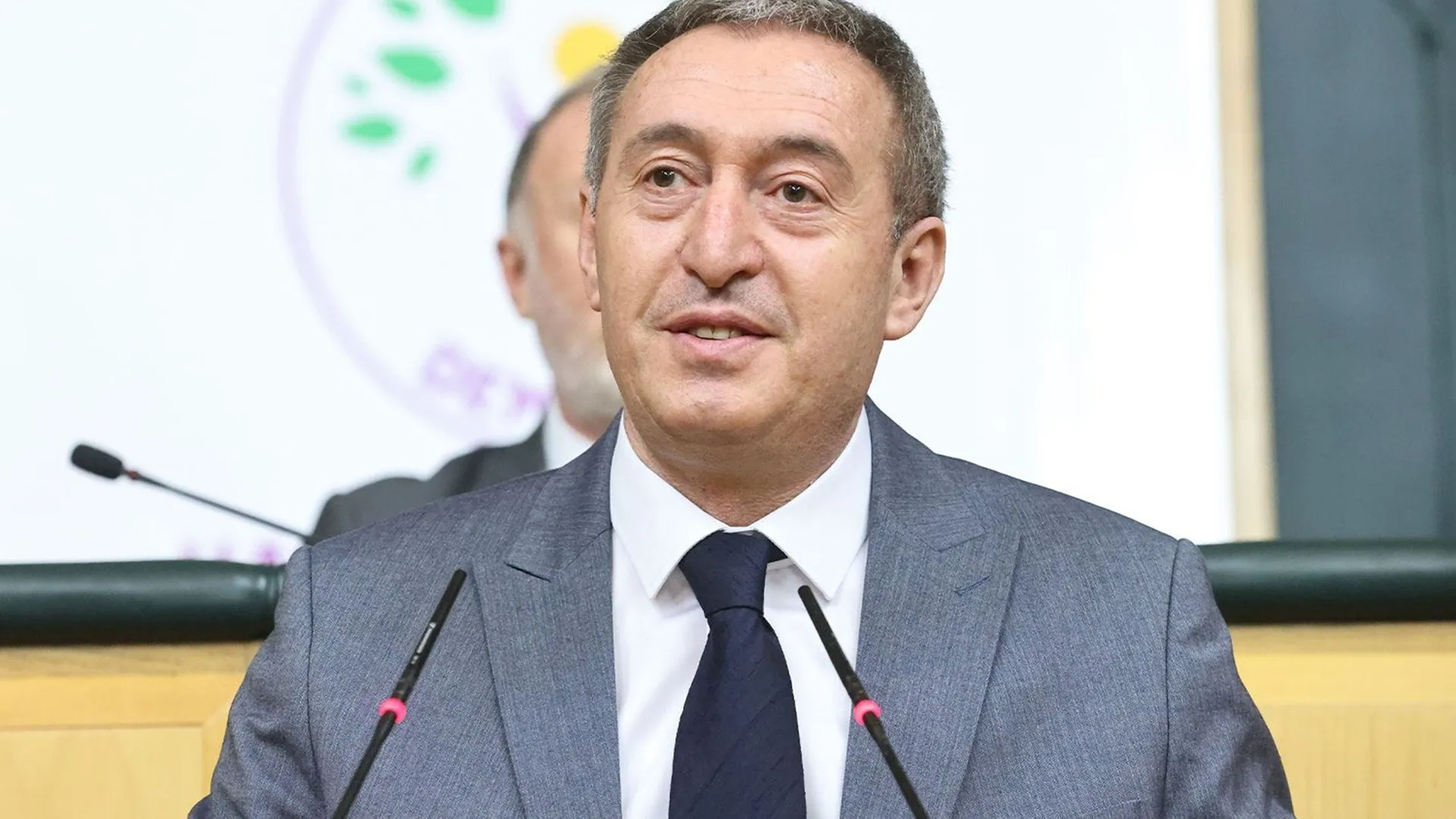 “Amed ne kadar bizimse Uşak da o kadar bizim”