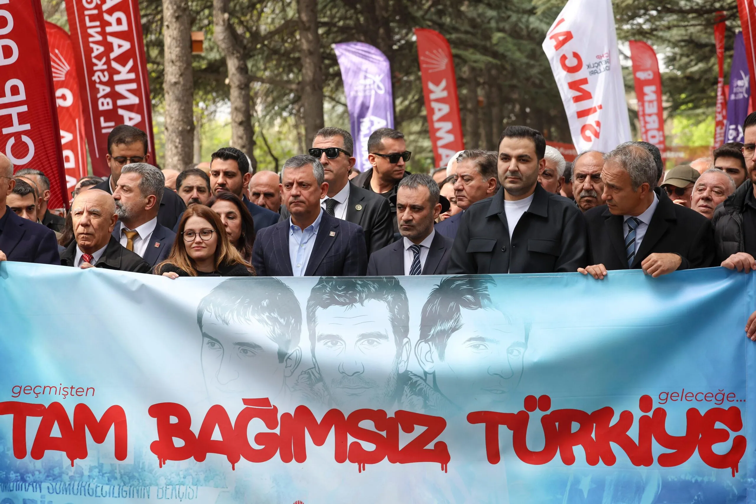 Özel: Statü konusu Erdoğan’a sorulmalı