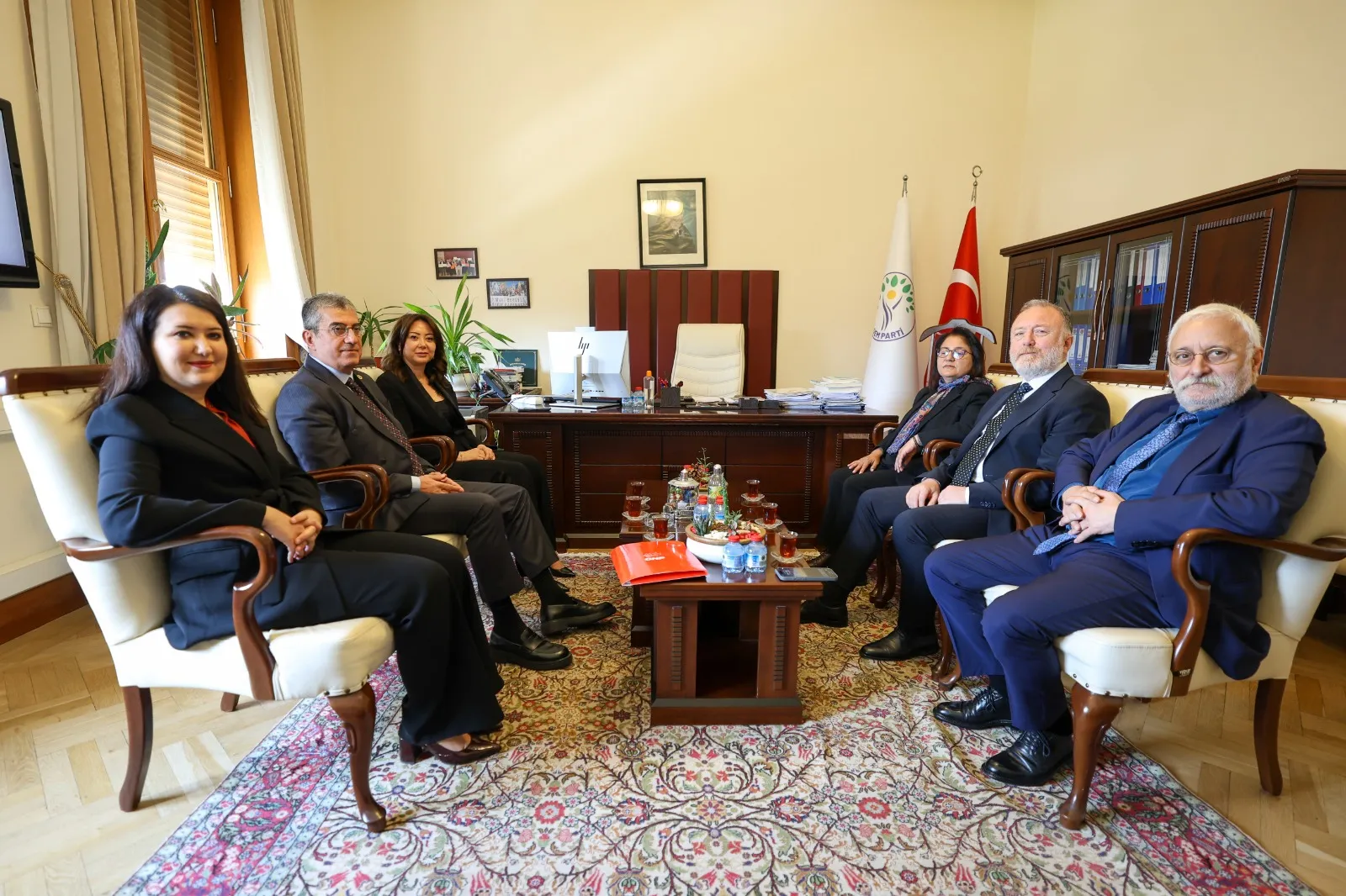 Gündem: Ara seçim ve ‘süreç’
