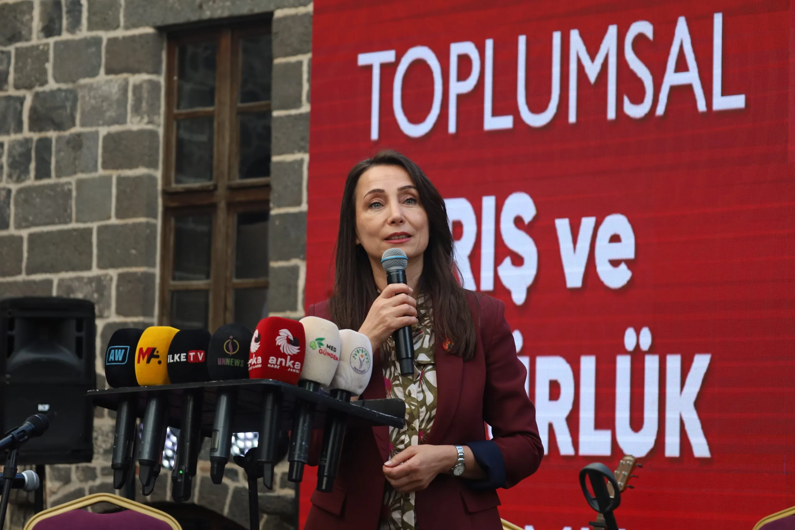 “Korkulardan kurtulmamız gerek”
