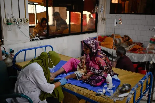 Bangladeş’te kızamık salgını