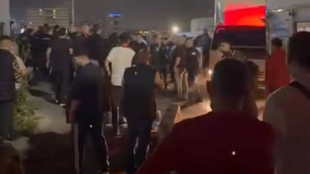 12 polis yaralandı, 7 kişi gözaltında