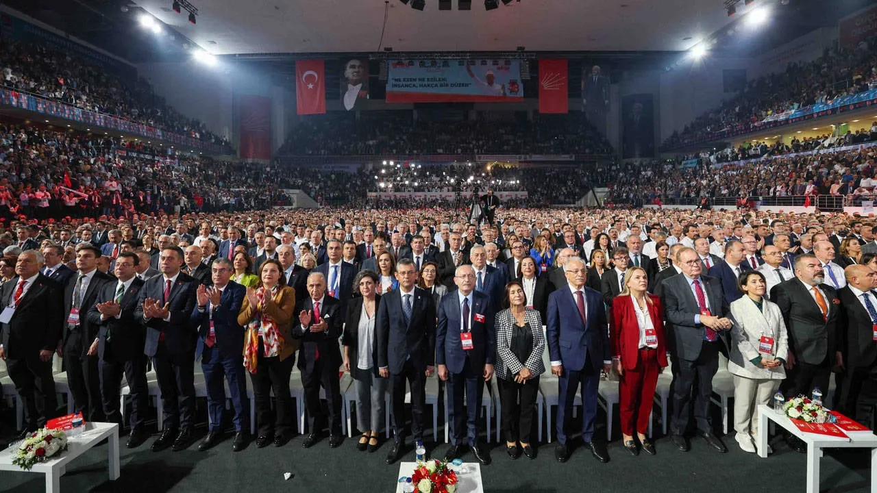 CHP Kurultay davası ertelendi