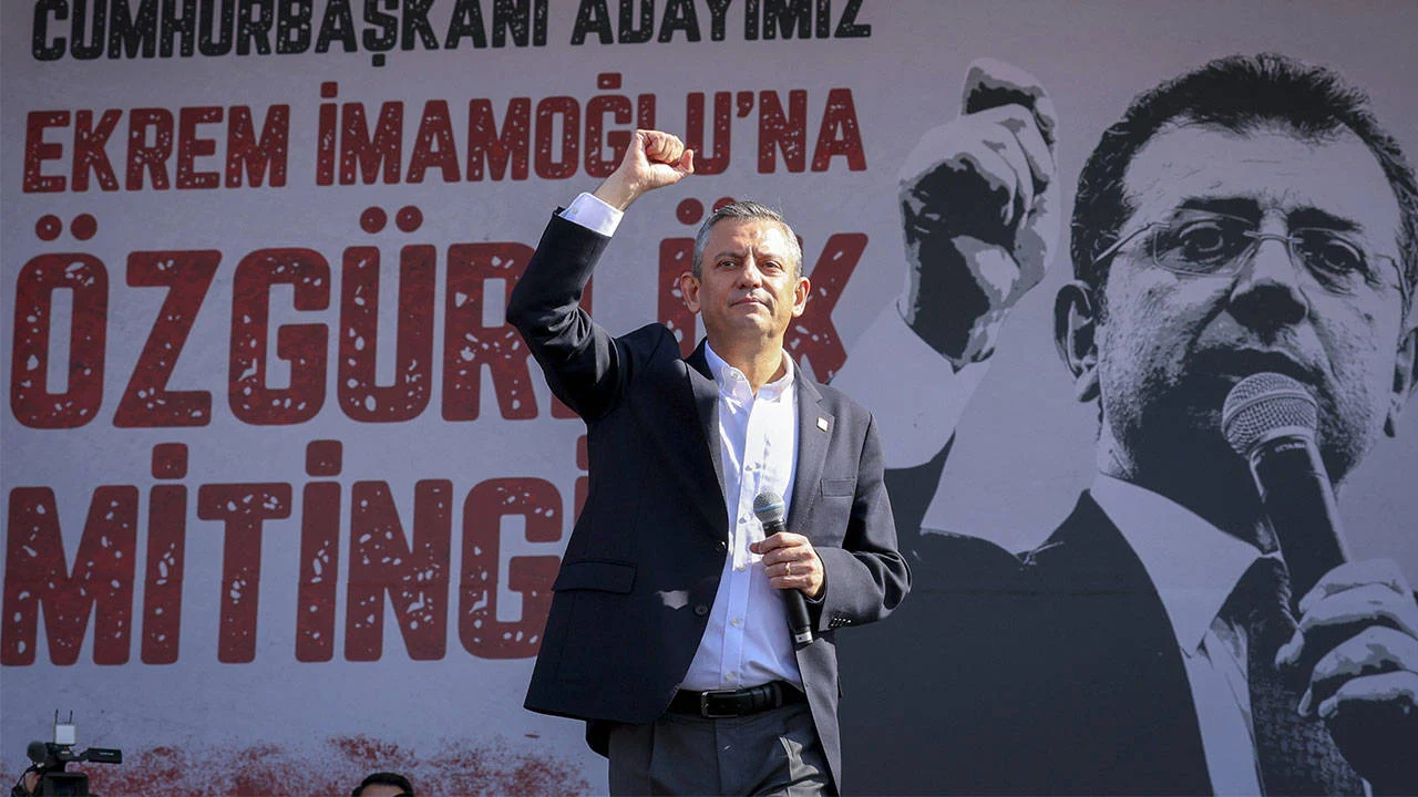 İmamoğlu ve Özel’den bayramlaşma çağrısı