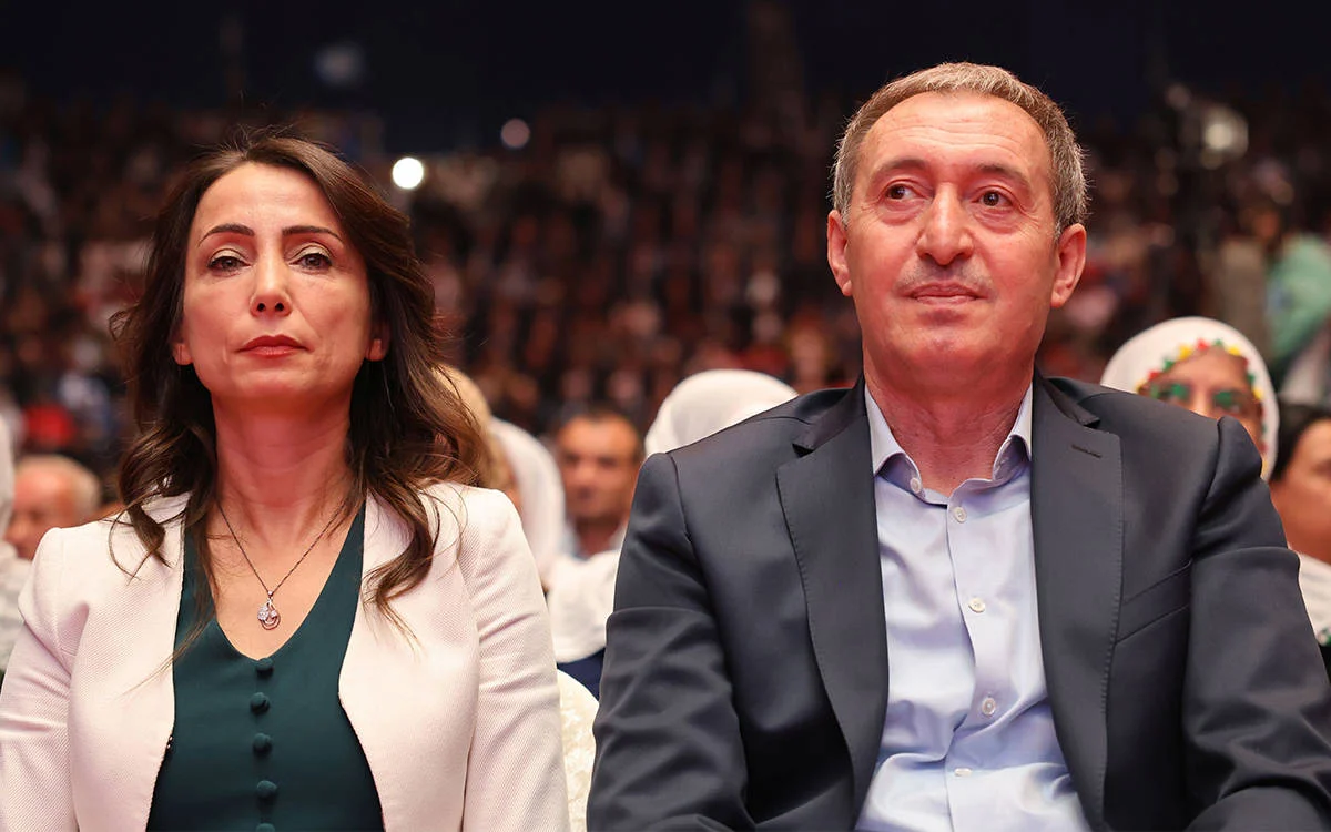 Hatimoğulları ve Bakırhan’dan 15 Mayıs mesajı