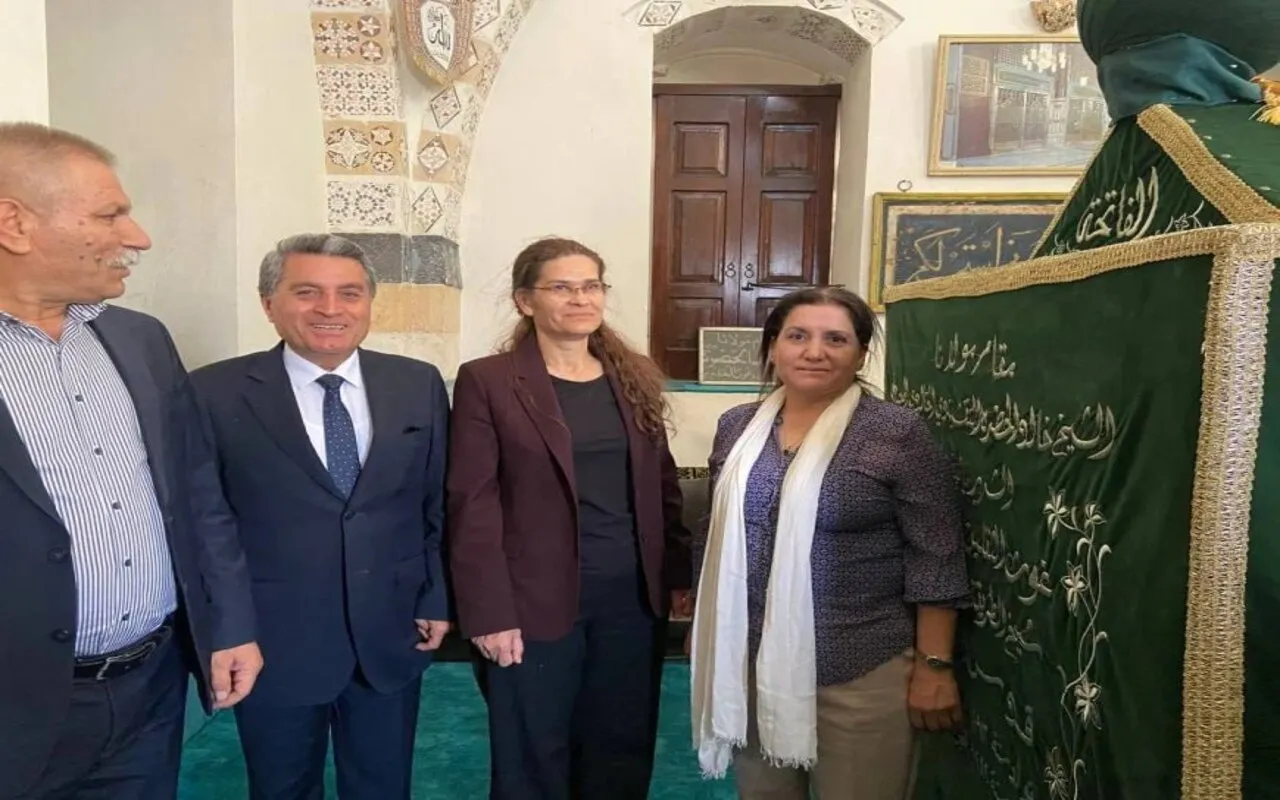 Celadet Ali Bedirxan’ın mezarına ziyaret