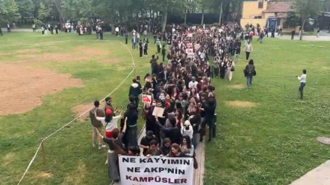 Öğrenciler tepkili: ‘Üniversiteler bizimdir’
