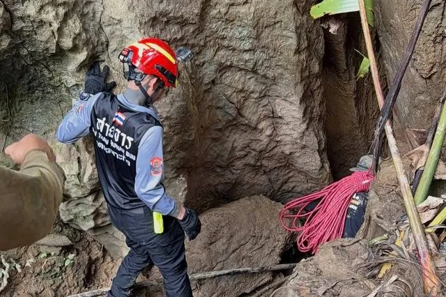 Laos’ta mağarada yaşam mücadelesi