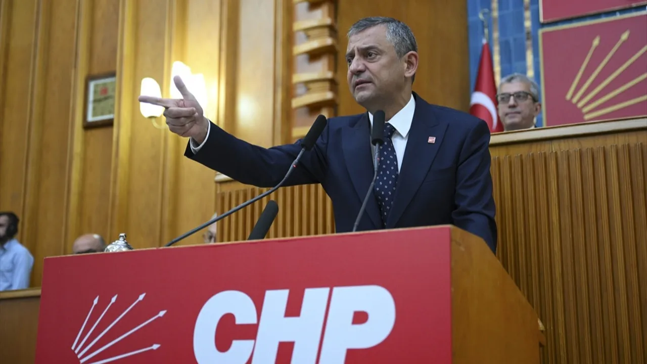 Özgür Özel’den Muhittin Böcek açıklaması:
