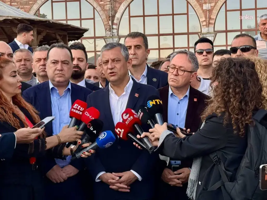 ozel-yeni-parti-yok