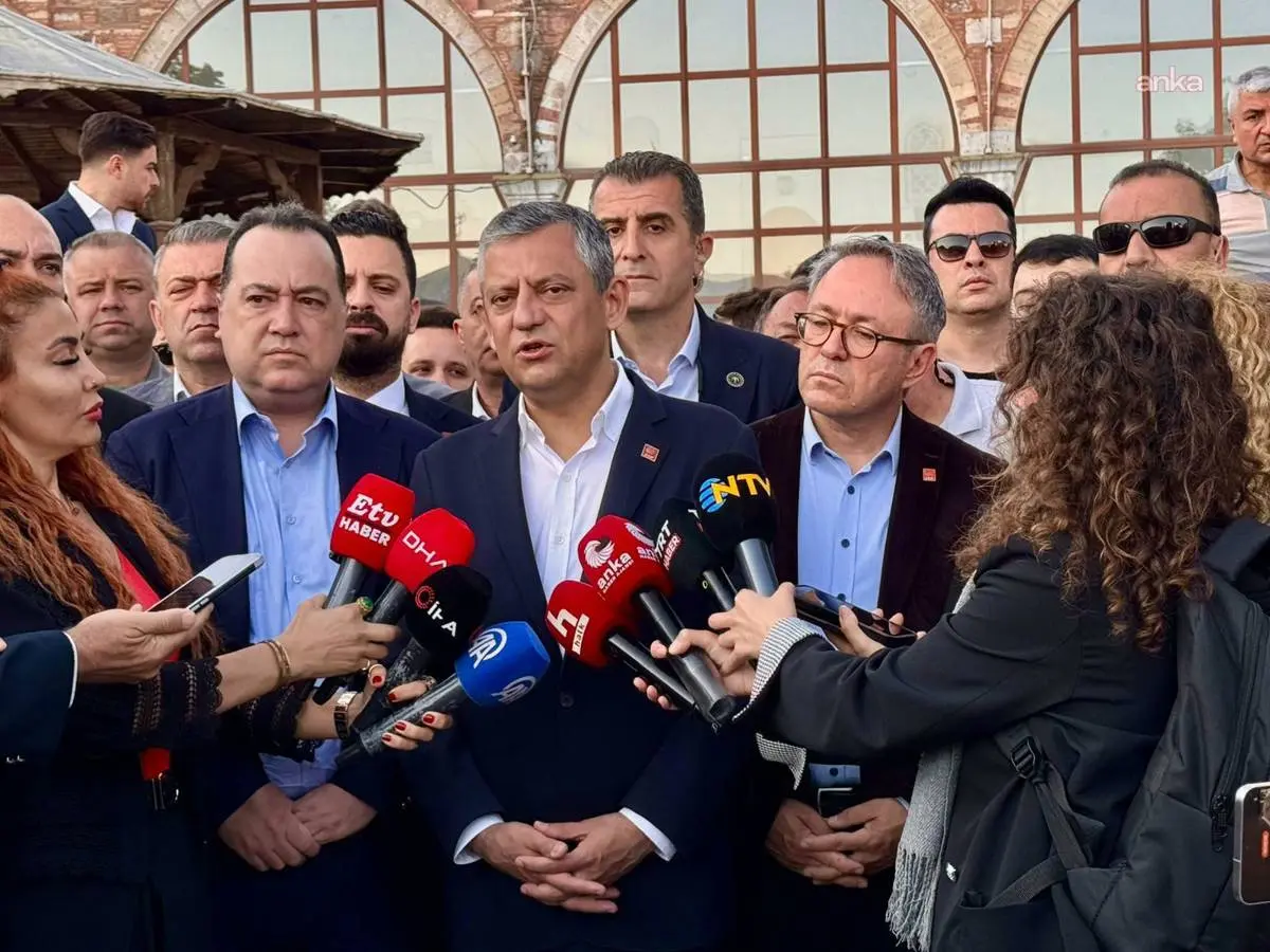 “Şu aşamada kimsenin ayrılmasına gerek yok”