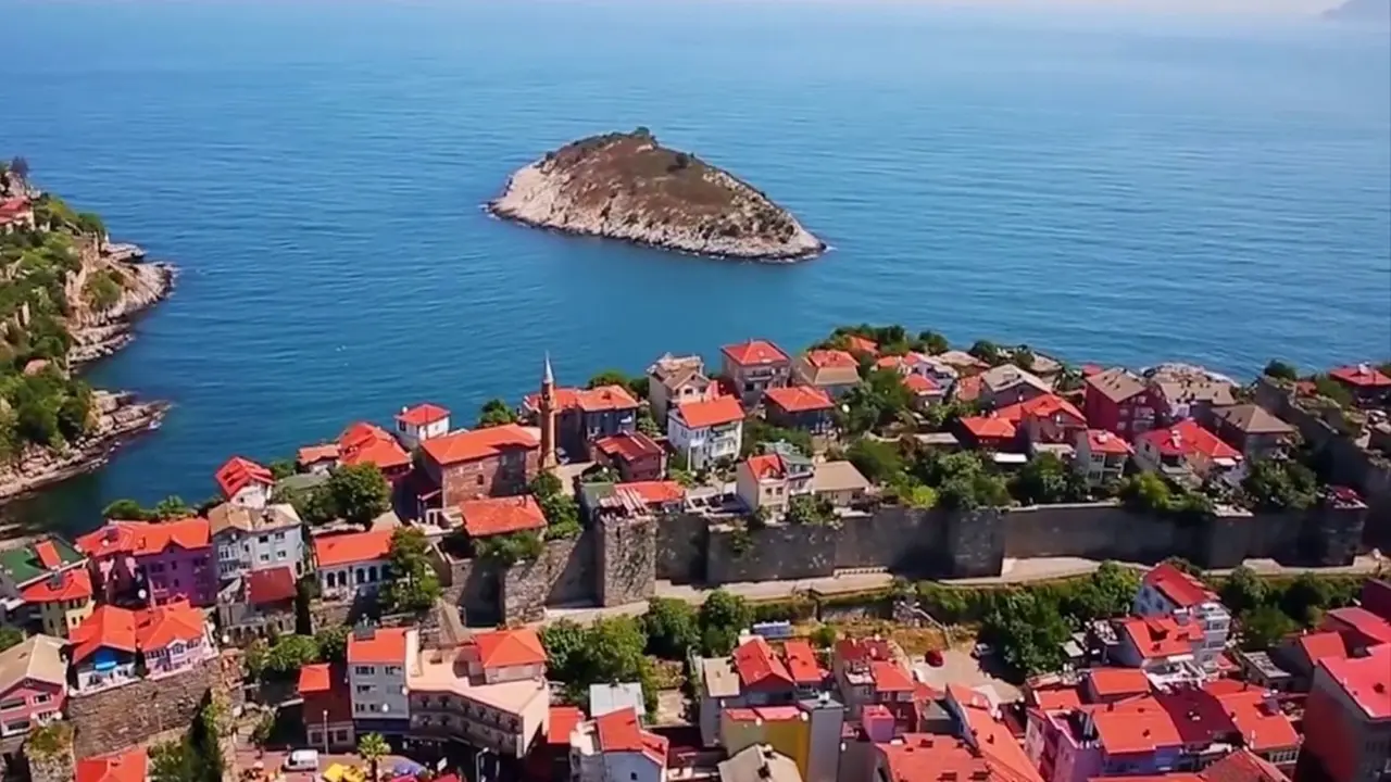Bodrum, Alaçatı, Alanya hepsini geride bıraktı! Karadeniz’deki yeni tatil beldesi olan ilçe