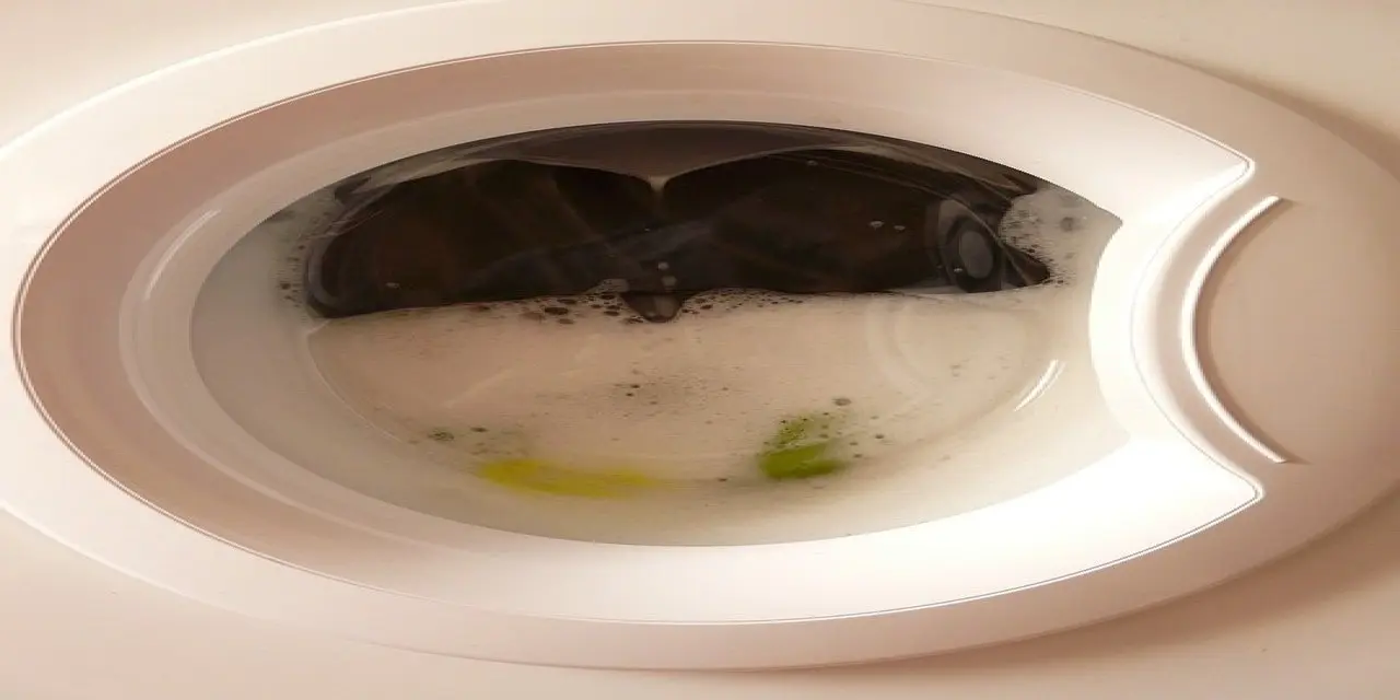 Her yıkamada 1 yemek kaşığı eklemelisiniz : Çamaşırlarınız daha güzel kokacak