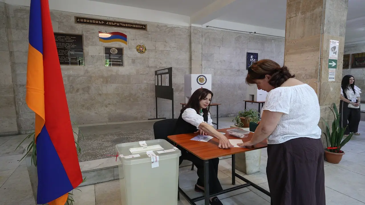 Ermenistan sandık başında