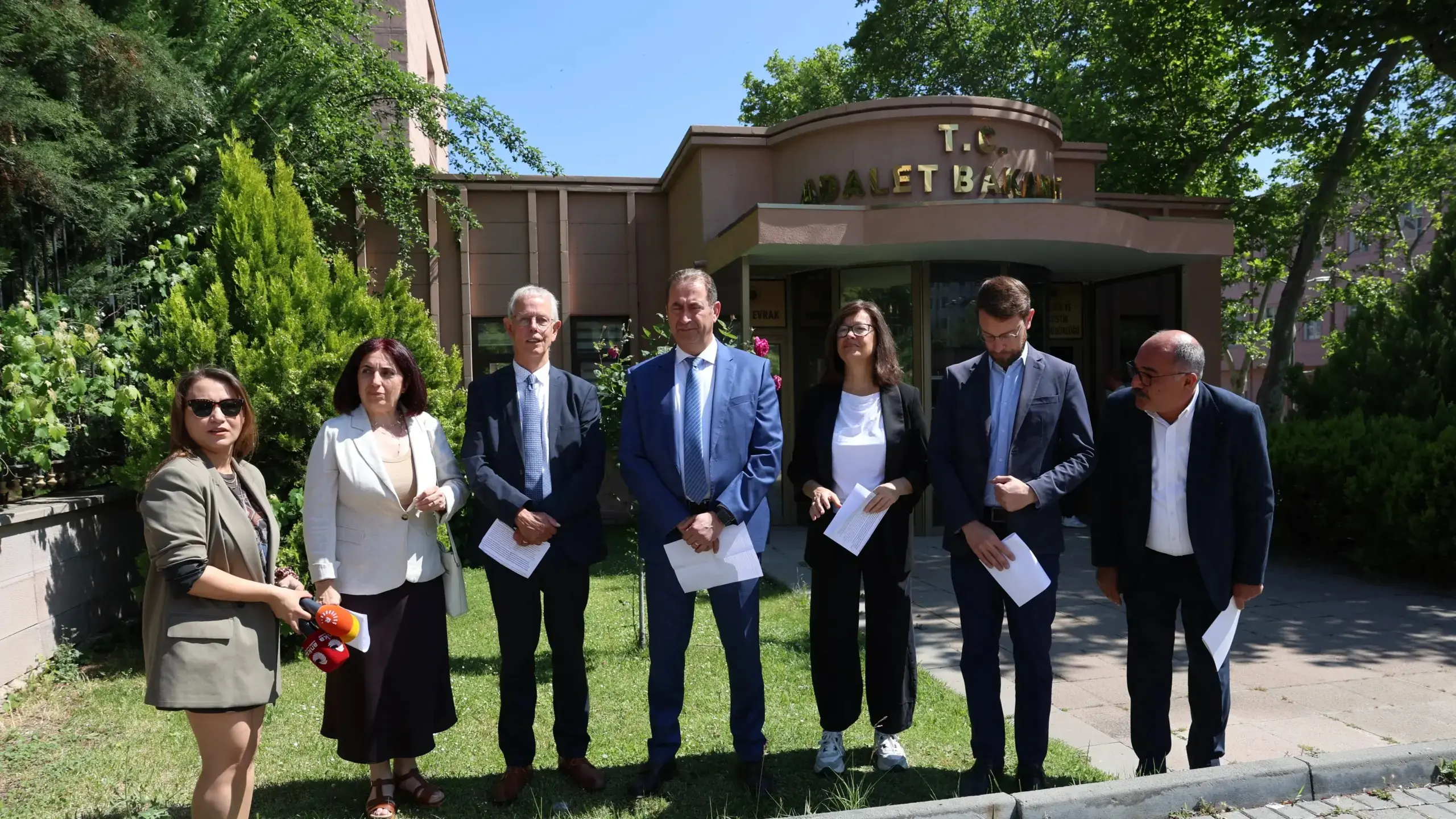 AKPM Heyeti, İmralı Heyeti ile görüştü