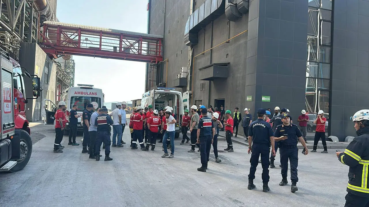 3 işçi yaralandı