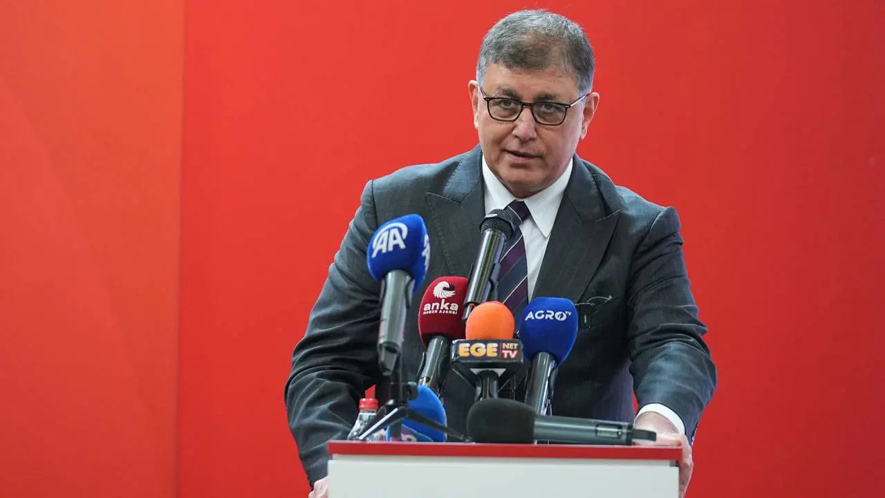 “‘Mutlak butlan CHP’si’ mücadelenin çatısı değil”