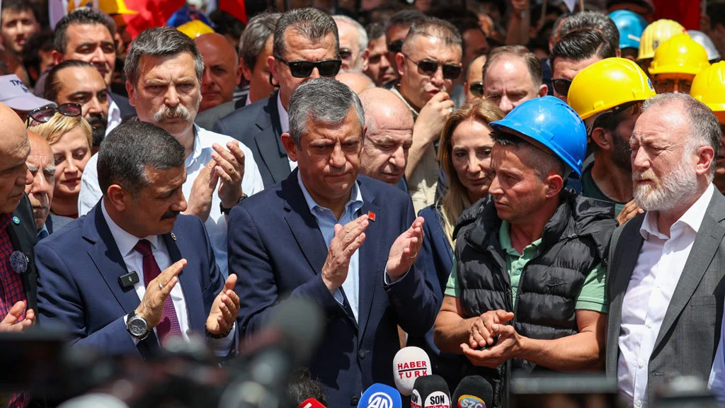 Yıldızlar Holding önünde eylem